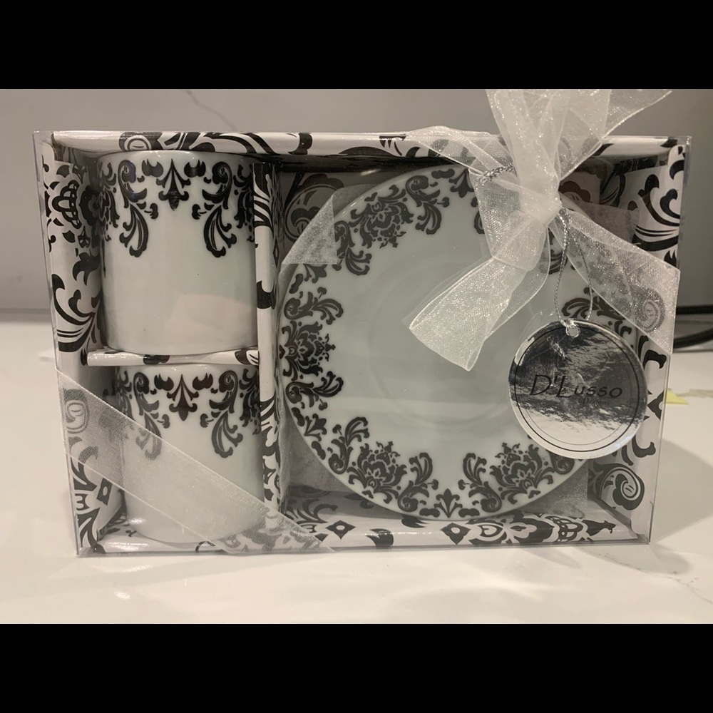 Espresso cup and saucer set
